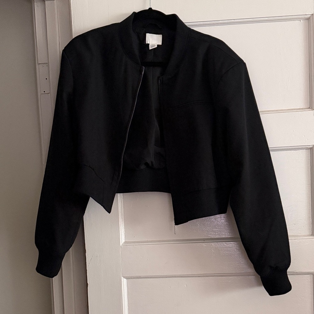 H&M Black Cropped Bomber Jacket - Picture 5 of 8